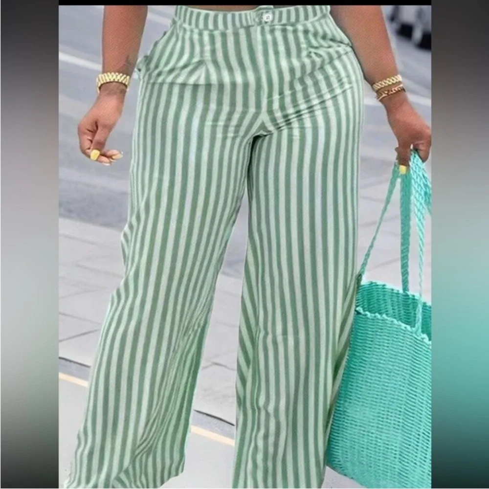NWOT SHEIN Green and White Wide Leg Pants with Stripes - Picture 2 of 4